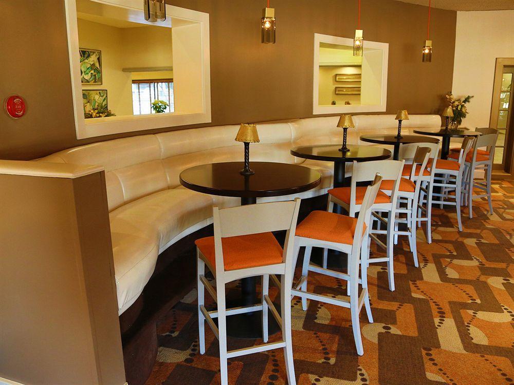 Inn At The Commons Medford Exteriér fotografie