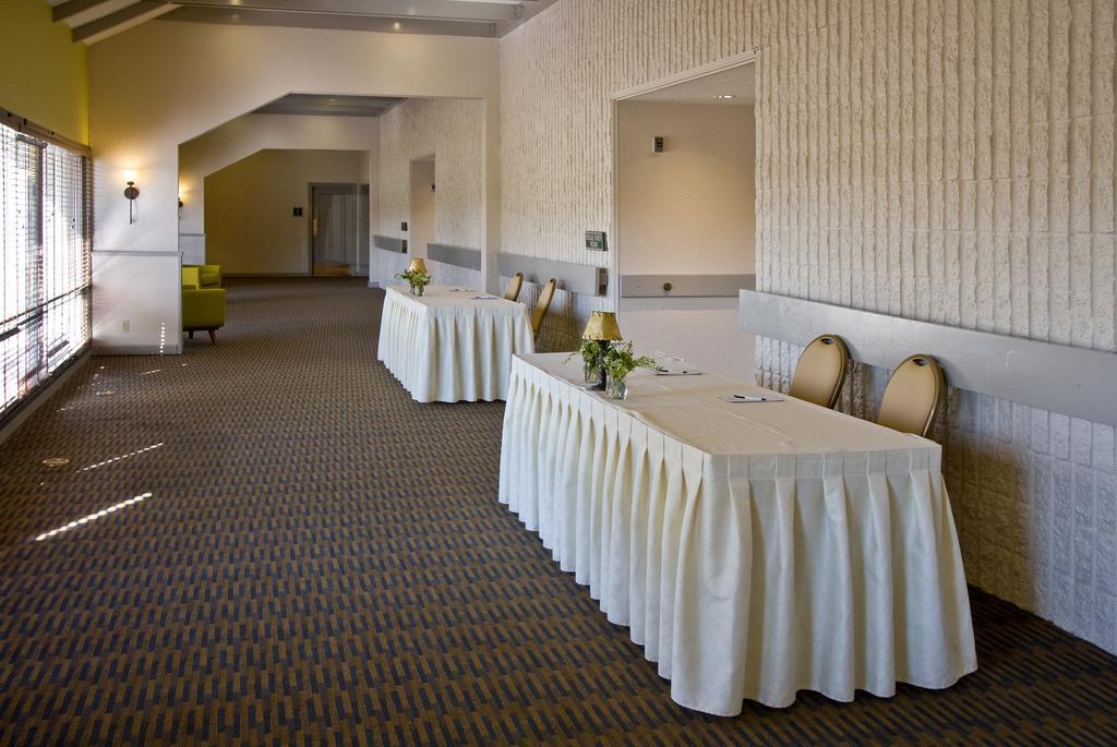 Inn At The Commons Medford Exteriér fotografie