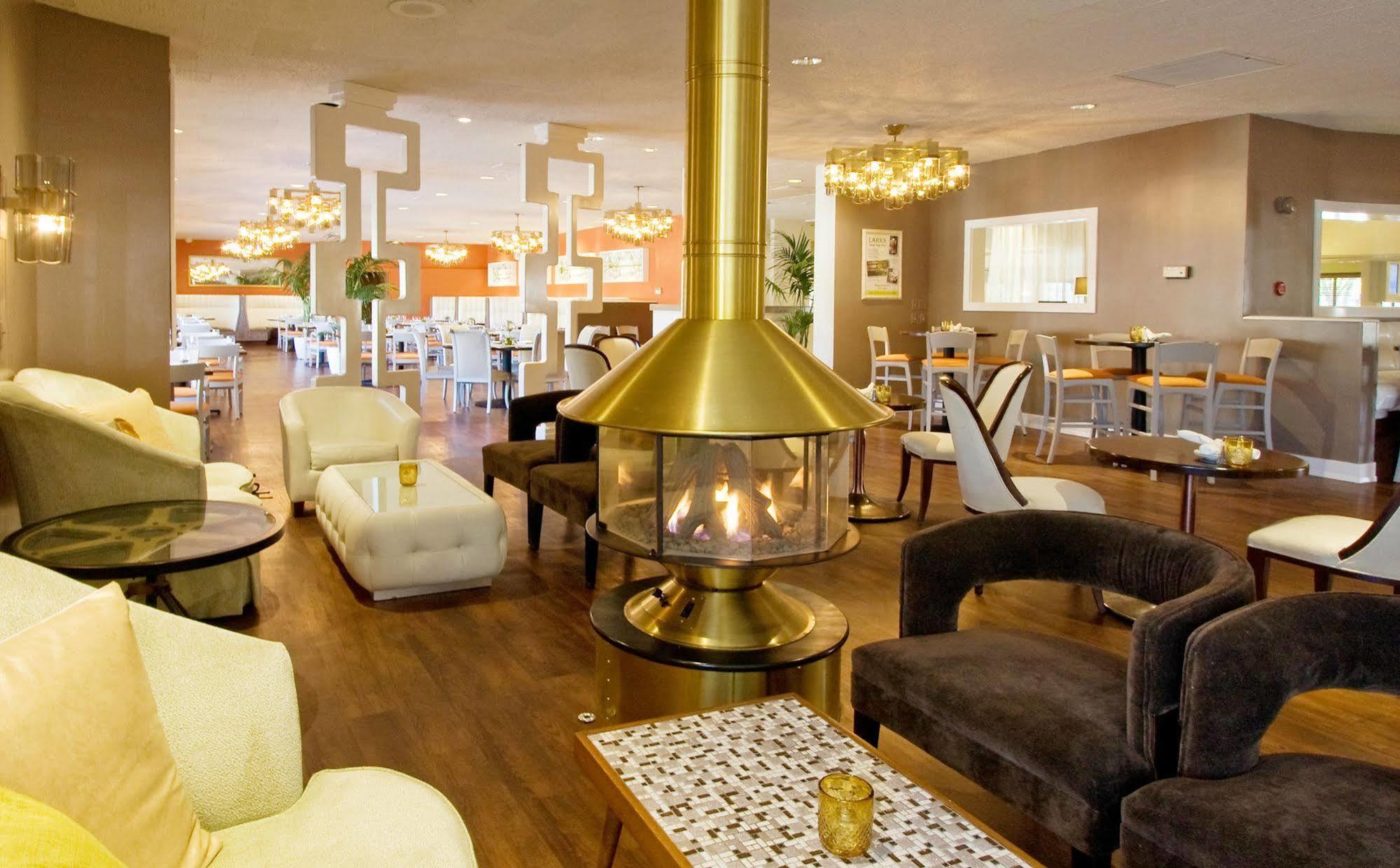 Inn At The Commons Medford Exteriér fotografie