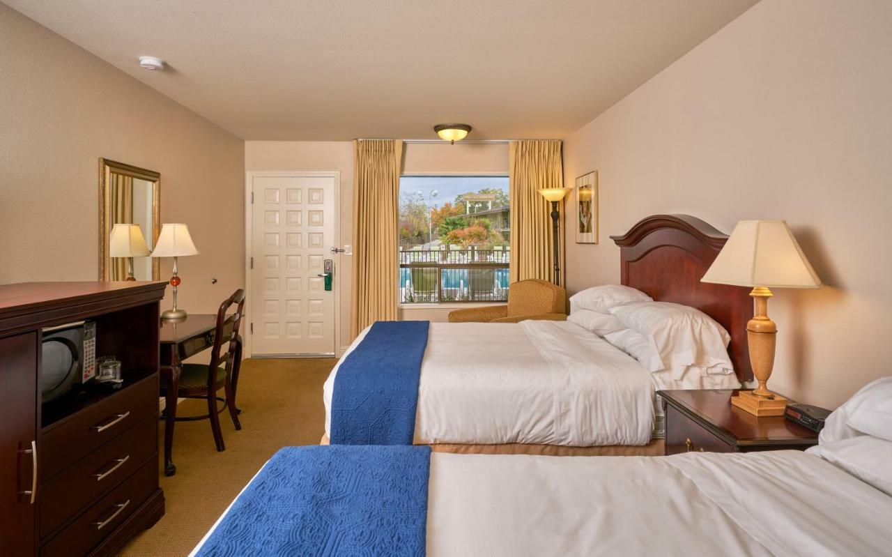 Inn At The Commons Medford Exteriér fotografie